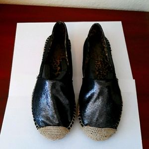 🖤💗Black Soft Shiney Nomad Flats  Size 8